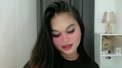 Snapshot of anaruru_ chatting on 02-17-26, 06:58 ANA online show from 02-17-26, 06:58