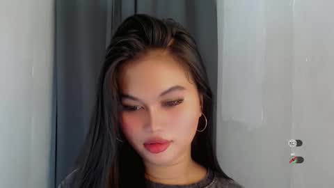Snapshot of anaruru_ chatting on 04-18-26, 07:51 ANA online show from 04-18-26, 07:51