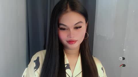 Snapshot of anaruru_ chatting on 04-26-26, 05:27 ANA online show from 04-26-26, 05:27