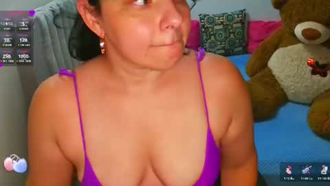 Snapshot of anaspark chatting on 07-09-26, 11:58 Ana online show from 07-09-26, 11:58