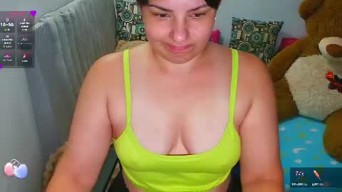 Snapshot of anaspark chatting on 07-12-26, 11:45 Ana online show from 07-12-26, 11:45