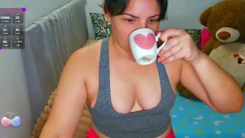 Snapshot of anaspark chatting on 08-04-26, 01:14 Ana online show from 08-04-26, 01:14
