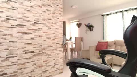 ana  online show from 01-13-25, 07:10