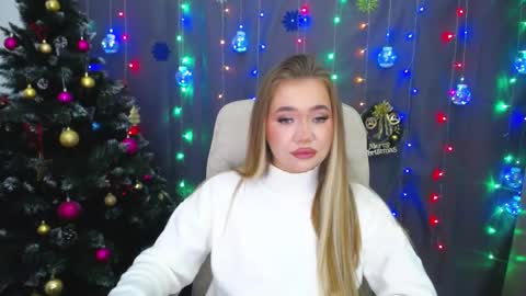 anastacyyellig online show from 12-15-24, 11:09