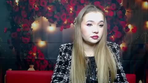 anastacyyellig online show from 01-22-25, 05:48