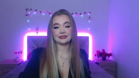 anastacyyellig online show from 04-14-26, 08:48