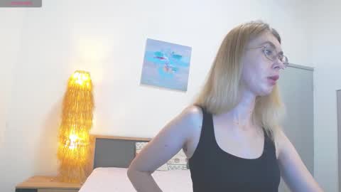 Snapshot of anastasiaga chatting on 09-13-25, 06:40 Anastasia online show from 09-13-25, 06:40
