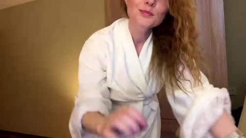 Snapshot of anavelle chatting on 06-22-26, 03:25 Ana online show from 06-22-26, 03:25