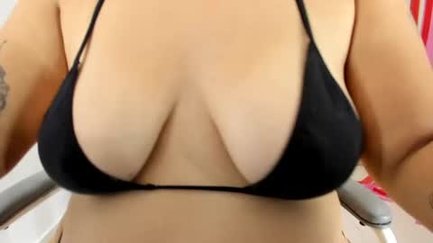 Snapshot of anawatson_ chatting on 06-22-26, 07:22 Ana online show from 06-22-26, 07:22