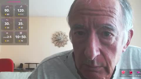 Snapshot of anax69 chatting on 09-15-25, 08:25 mario online show from 09-15-25, 08:25
