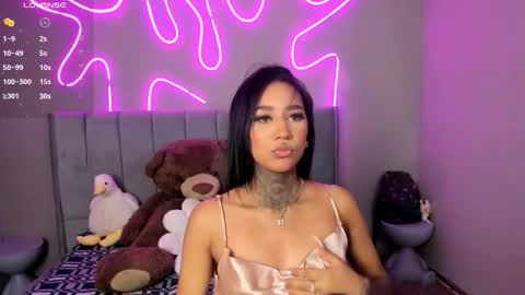 anaya_olyx online show from 10-19-25, 05:08
