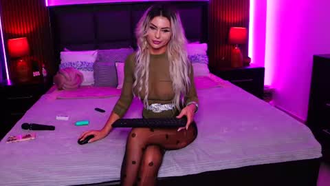 anaysobsessionxo online show from 06-12-26, 01:26