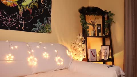 Snapshot of anbarbie chatting on 12-19-24, 11:50 online show from 12-19-24, 11:50