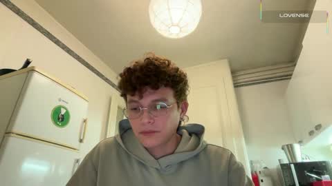 Snapshot of anddres_boss chatting on 02-11-26, 12:37 Tell Me ANDRESS ----- online show from 02-11-26, 12:37