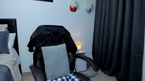 Ander Arias online show from 06-23-26, 03:15