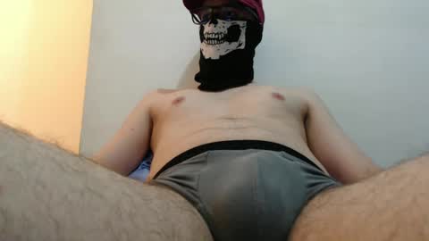 Snapshot of ander_whitee chatting on 10-11-25, 10:08 Ander Whitee online show from 10-11-25, 10:08