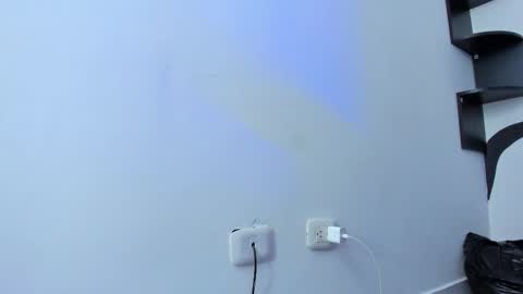 Snapshot of anders_x chatting on 09-11-25, 12:22 Andrs - online show from 09-11-25, 12:22