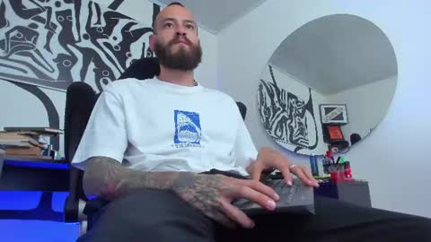 Andrs   -                   online show from 06-14-26, 02:24
