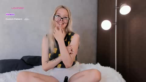 andneveragain online show from 12-04-24, 02:26