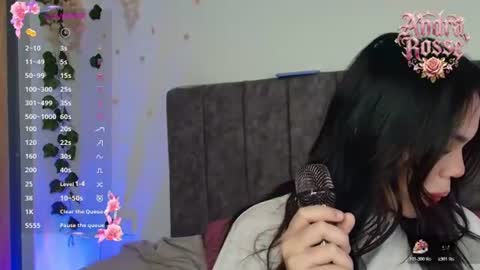 Andra de la Rosse online show from 07-27-26, 01:23