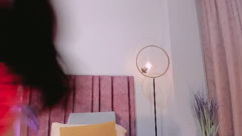 Andra Cyrus online show from 06-10-26, 12:11