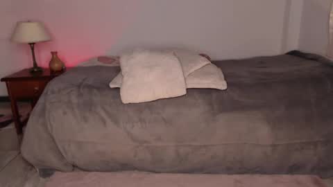 Snapshot of andrasla chatting on 02-06-25, 11:48 Andras online show from 02-06-25, 11:48