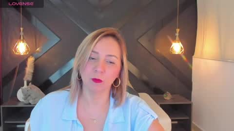 Snapshot of andre_soto_ chatting on 06-07-26, 02:59 A N D R E online show from 06-07-26, 02:59