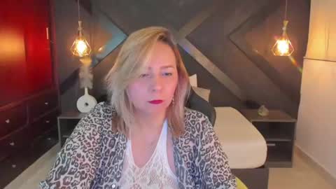 Snapshot of andre_soto_ chatting on 07-07-26, 01:41 A N D R E online show from 07-07-26, 01:41