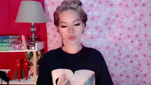 andrea06121998 online show from 10-22-25, 10:48