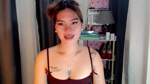 andrea06121998 online show from 04-09-26, 12:43
