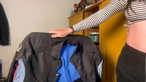 Andrea online show from 12-11-24, 07:20