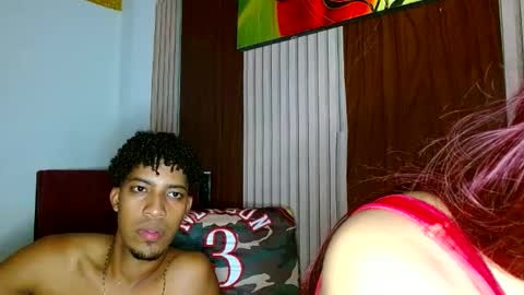 Snapshot of andrea_andres_couplehot chatting on 09-30-25, 07:57 andrea andres couplehot online show from 09-30-25, 07:57