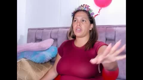 Snapshot of andrea_bigtits69 chatting on 09-20-25, 02:40 Andrea bigtits69 online show from 09-20-25, 02:40