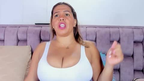 Andrea bigtits69 online show from 04-16-26, 10:12