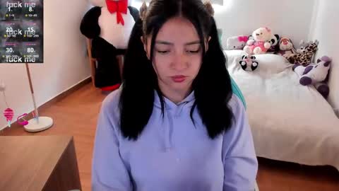 Snapshot of andrea_bonnie chatting on 02-17-25, 03:53 andrea_bonnie online show from 02-17-25, 03:53