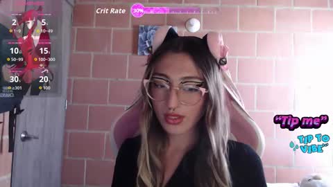 Snapshot of andrea_camila chatting on 02-18-26, 07:21 Andrea online show from 02-18-26, 07:21