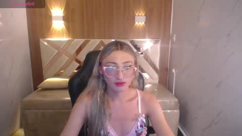 Snapshot of andrea_camila chatting on 03-12-26, 03:23 Andrea online show from 03-12-26, 03:23