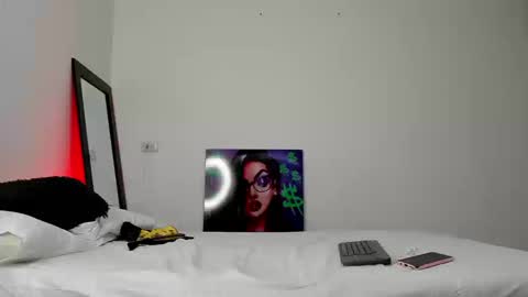 Snapshot of andrea_cherryy_ chatting on 09-12-25, 03:23 Andrea Cherry online show from 09-12-25, 03:23