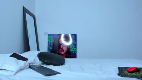 Snapshot of andrea_cherryy_ chatting on 10-25-25, 02:02 Andrea Cherry online show from 10-25-25, 02:02