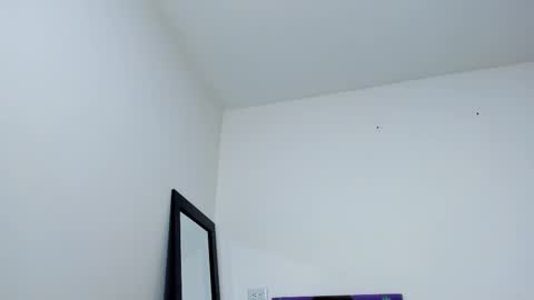 Snapshot of andrea_cherryy_ chatting on 11-19-25, 02:28 Andrea Cherry online show from 11-19-25, 02:28