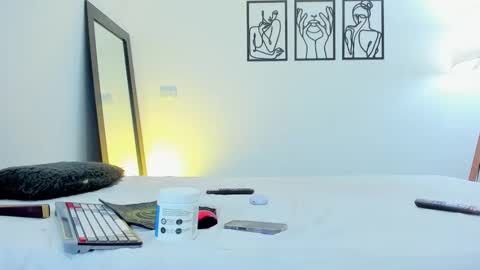 Snapshot of andrea_cherryy_ chatting on 03-16-26, 01:04 Andrea Cherry online show from 03-16-26, 01:04