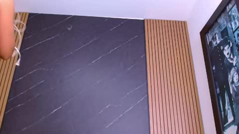 Andres Gil online show from 04-28-26, 02:27