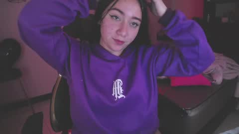 Snapshot of andrea_ramoss_ chatting on 12-29-24, 09:17 Andrea Ramos online show from 12-29-24, 09:17