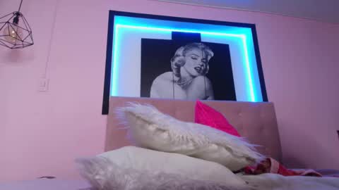 Snapshot of andrea_ramoss_ chatting on 02-14-25, 06:56 Andrea Ramos online show from 02-14-25, 06:56