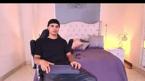 Andreao online show from 07-25-26, 03:09