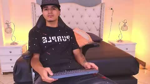 Andreao online show from 08-07-26, 01:46