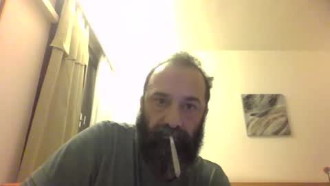 Snapshot of andrecool979 chatting on 02-11-26, 05:29 Andre online show from 02-11-26, 05:29