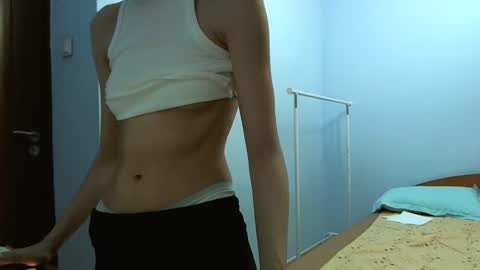 andreea713 online show from 10-23-25, 08:51