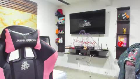 andrees_s online show from 10-07-25, 03:14