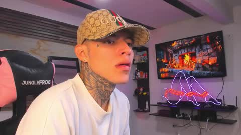 andrees_s online show from 11-23-25, 07:46